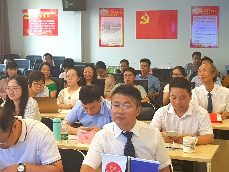 观众.jpg